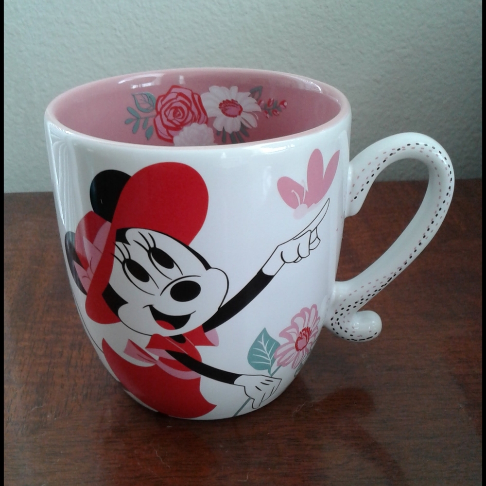 Disney Parks Minnie Mouse Epcot 2019 F&G mug